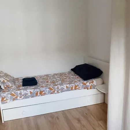 Maison Spacieuse A Proximite Du Circuit Des 24 Du Mans Villa *