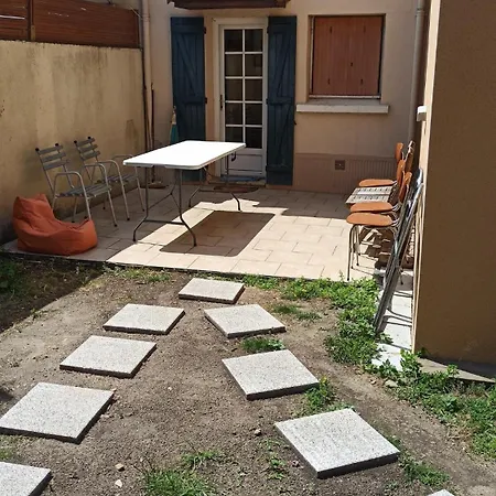 Maison Spacieuse A Proximite Du Circuit Des 24 Du Mans *